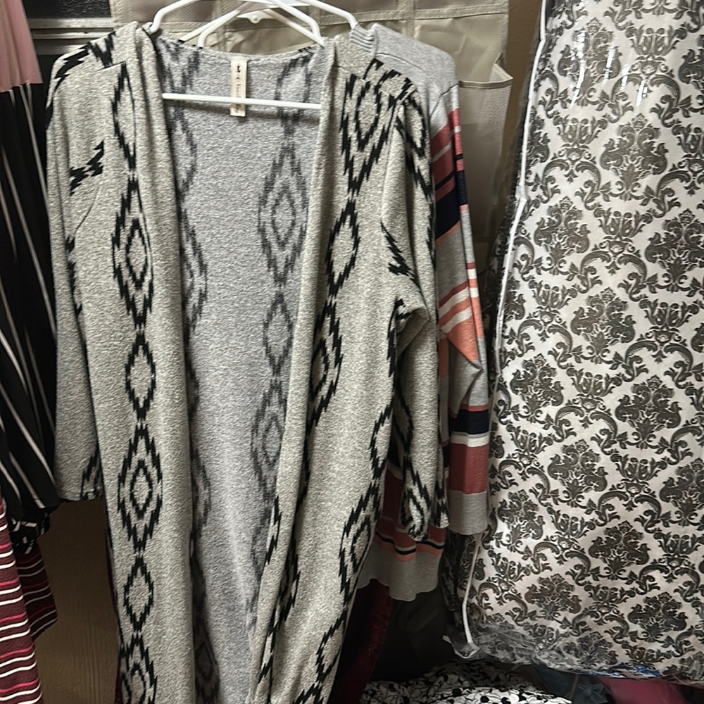 Long Aztec coverup with pockets